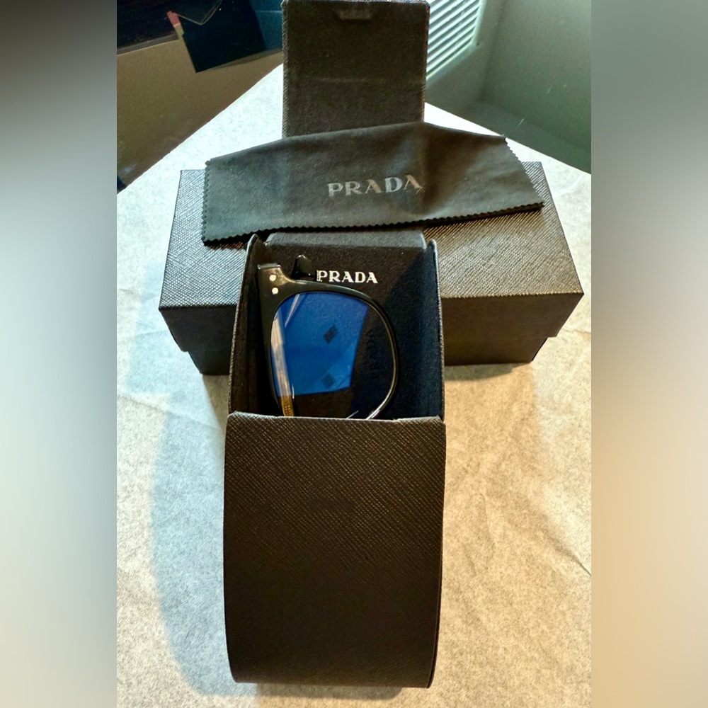 Black Designer Style Blue Light Glasses w/ Case, Box & Cloth - Picture 3 of 5